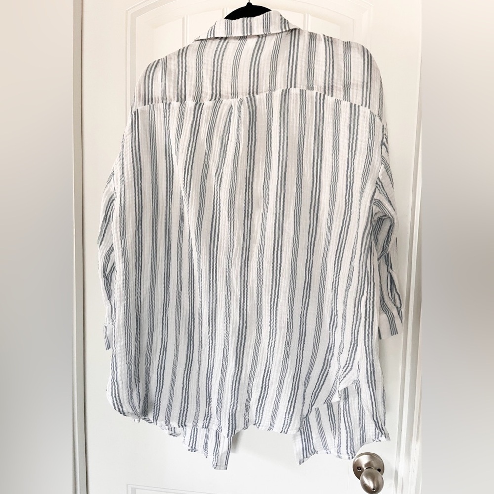 Kona Sol Beach Cover Up Women's XL Roll Tab Sleeve Button Up Collared Shirt - Picture 2 of 3